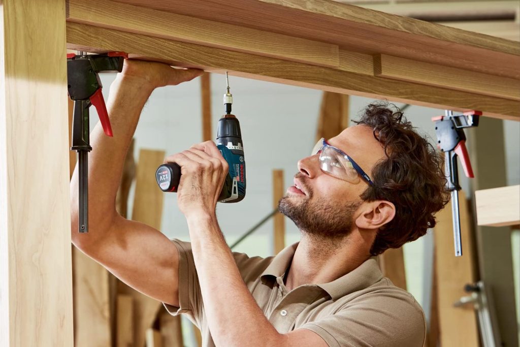 Bosch Professional 12V System GSR 12V-35 FC - Atornillador a batería (Brushless, 35 Nm, 2 cabezales FlexiClick, set accesorios, 2 baterías x 3.0 Ah, en L-BOXX) - Amazon Exclusive